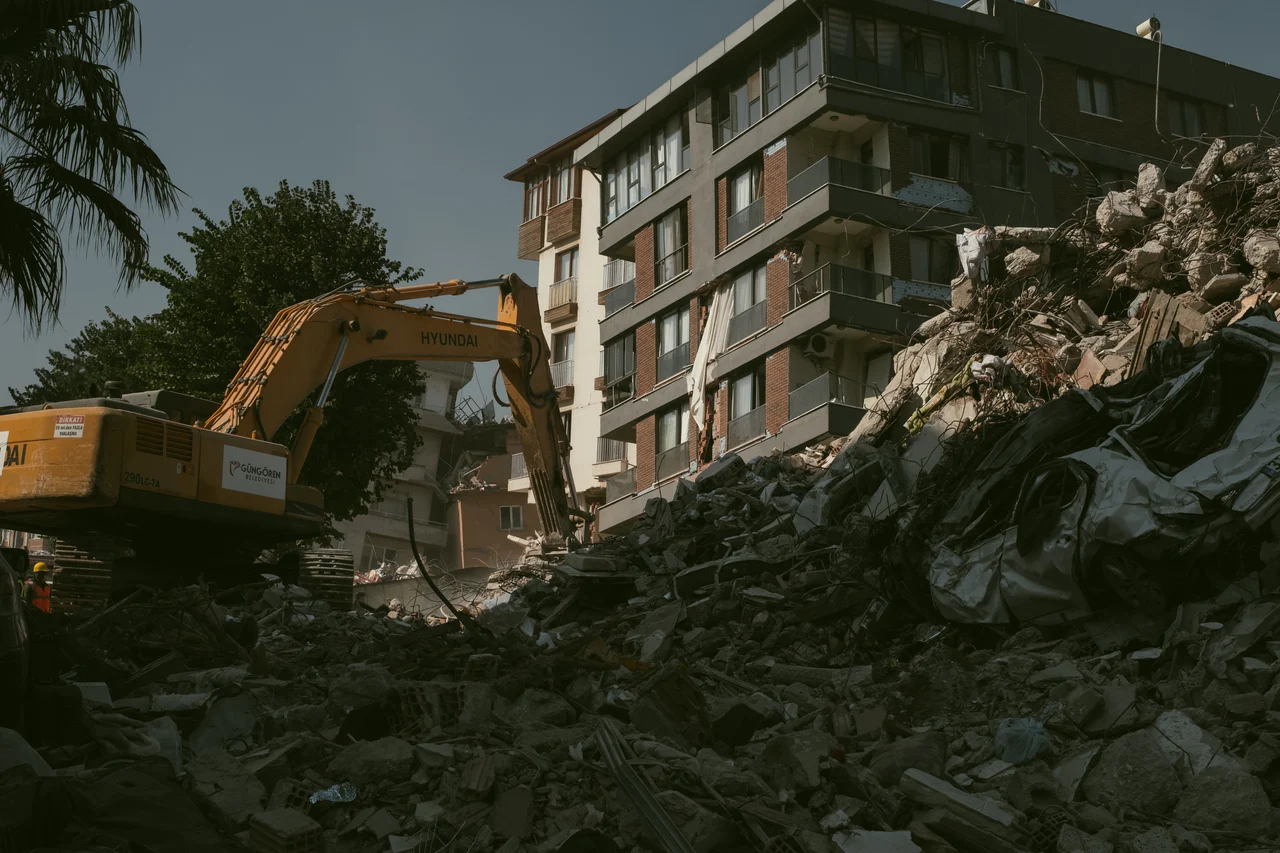 Do homeowners insurance cover earthquakes